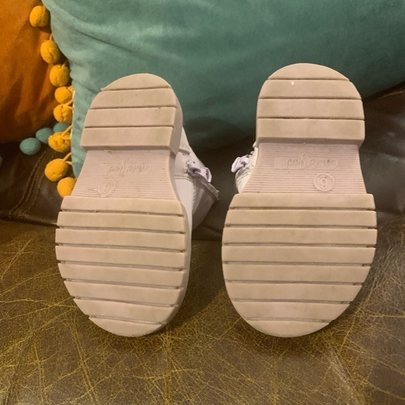 Cat & Jack Purple Casual Shoes - Picture 5 of 5